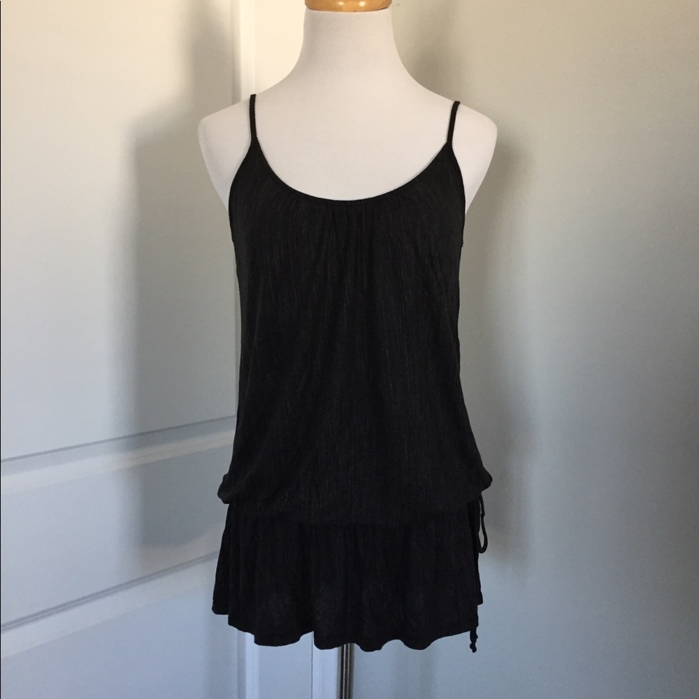 4/$20🛍 Old Navy black spaghetti strap top XS